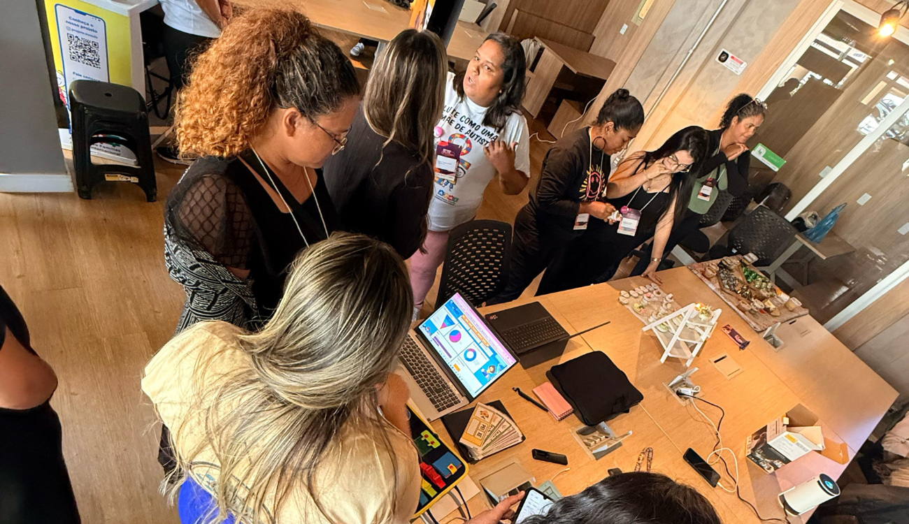 RaioX do Autismo marca presença no evento “Elas Inovam” no Hub Goiás, em Goiânia