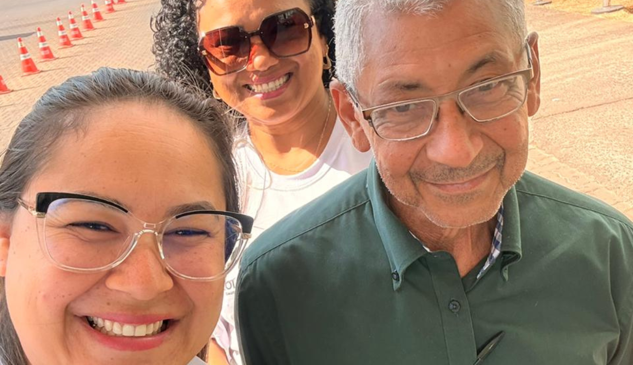 RaioX do Autismo apresenta sistema de inclusão baseado em evidências no gabinete do deputado Roosevelt Vilela